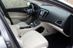 Chrysler 200 2015 года